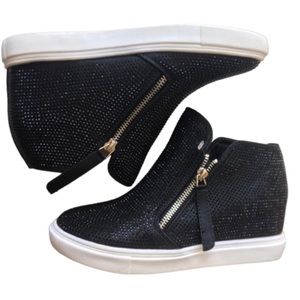 NWT Lauren Larraine Sparkle Invisible Height Increasing Elevator Ankle Boots. 7